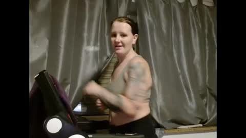 Snapshot of wetgerman2 chatting on December 2024 09:28:01 PM Wetgerman online show from December 2024 09:28:01 PM