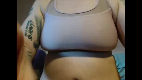 Snapshot of wetgerman2 chatting on January 2025 01:58:01 PM Wetgerman online show from January 2025 01:58:01 PM