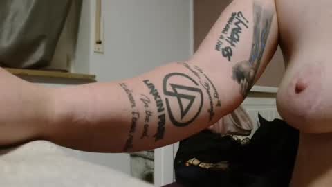 Snapshot of wetgerman2 chatting on February 2025 08:14:02 PM Wetgerman online show from February 2025 08:14:02 PM