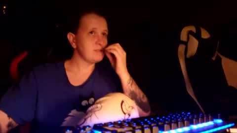 Snapshot of wetgerman2 chatting on March 2025 09:04:01 PM Wetgerman online show from March 2025 09:04:01 PM