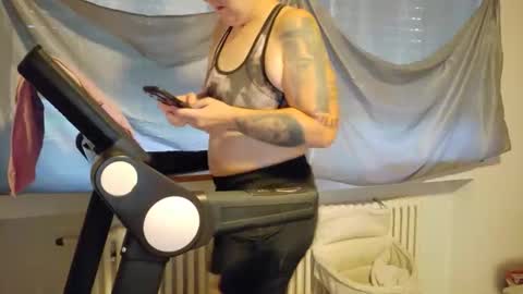 Snapshot of wetgerman2 chatting on September 2025 03:46:01 PM Wetgerman online show from September 2025 03:46:01 PM