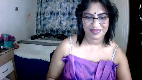 Snapshot of wetindian1971 chatting on July 2026 05:27:02 AM kavita online show from July 2026 05:27:02 AM