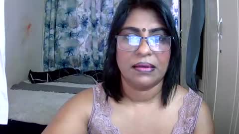 Snapshot of wetindian1971 chatting on July 2026 10:35:01 AM kavita online show from July 2026 10:35:01 AM