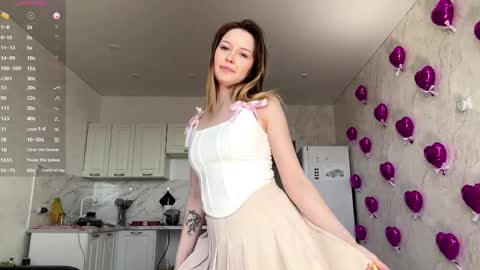 Snapshot of whatkayawants chatting on May 2026 10:53:02 AM Hello I m Yuna and Ive been waiting for you MaevAmy online show from May 2026 10:53:02 AM