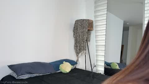 Snapshot of whatpeachy chatting on May 2026 09:09:02 PM Aleska online show from May 2026 09:09:02 PM