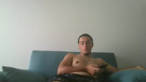 Snapshot of whiiteprince chatting on December 2024 12:43:02 PM whiiteprince online show from December 2024 12:43:02 PM