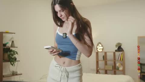 Naomi online show from April 2026 01:15:01 AM