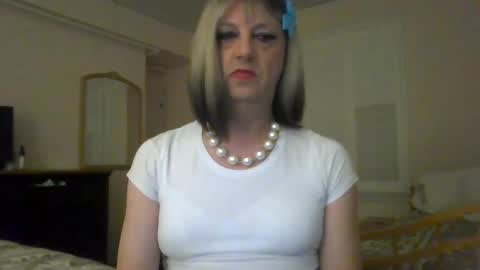 Whisper online show from September 2025 09:47:01 AM