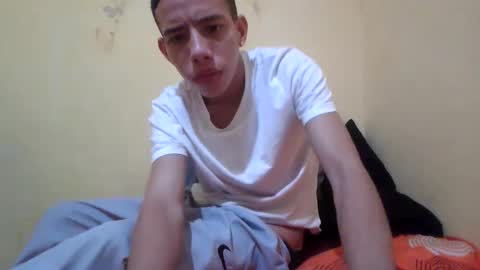 white boy online show from November 2025 05:54:01 AM