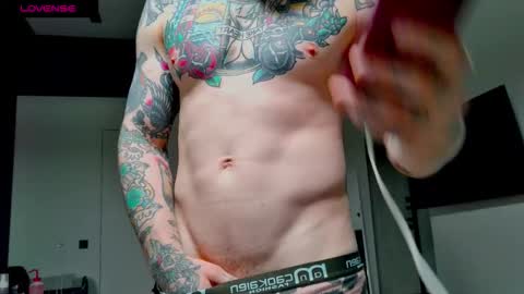 Snapshot of white_king999 chatting on September 2025 02:38:02 AM Max online show from September 2025 02:38:02 AM