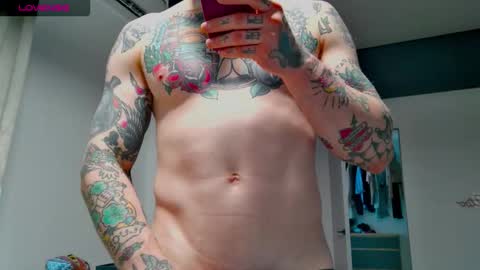 Snapshot of white_king999 chatting on October 2025 12:17:02 PM Max online show from October 2025 12:17:02 PM