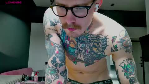 Max online show from December 2025 03:44:02 AM