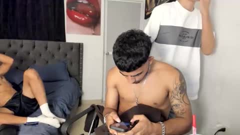 white online show from April 2026 04:54:01 AM