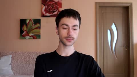 Tom online show from May 2026 12:32:01 PM