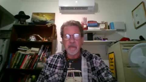whiteboomer online show from April 2026 07:29:02 PM