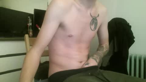 Snapshot of whiteboyslim21 chatting on March 2026 11:51:02 PM whiteboyslim21 online show from March 2026 11:51:02 PM