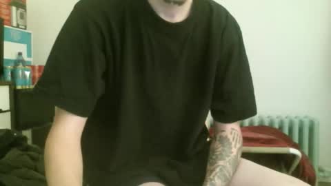 Snapshot of whiteboyslim21 chatting on March 2026 03:22:01 AM whiteboyslim21 online show from March 2026 03:22:01 AM