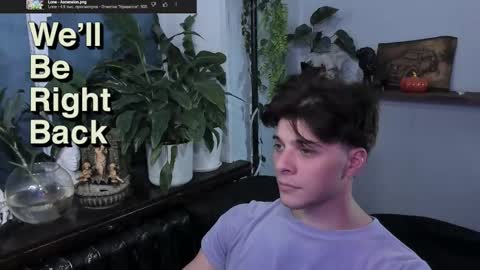 Snapshot of whiteegrimm chatting on October 2025 08:20:02 PM Gus online show from October 2025 08:20:02 PM