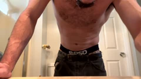 Whiteguybwc23yr online show from February 2026 08:58:01 PM