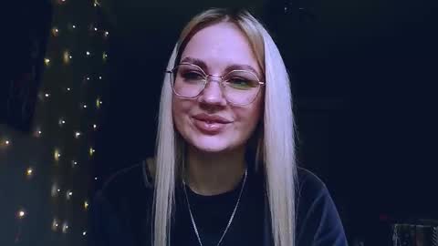 whitehex666 online show from January 2026 10:28:02 AM