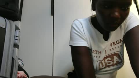 Snapshot of whitenightandqueen chatting on June 2026 01:49:01 AM whitenightandqueen online show from June 2026 01:49:01 AM