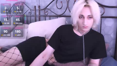 Nyx online show from October 2025 10:22:01 PM