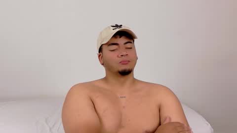 WhiteSun online show from March 2026 12:42:02 PM