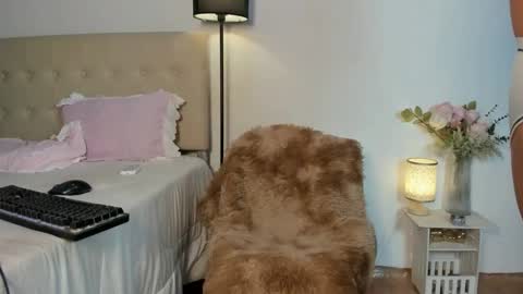 Arra Brown online show from February 2026 11:35:02 AM