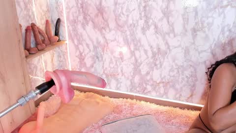 whitneyyfox online show from January 2025 10:24:01 PM