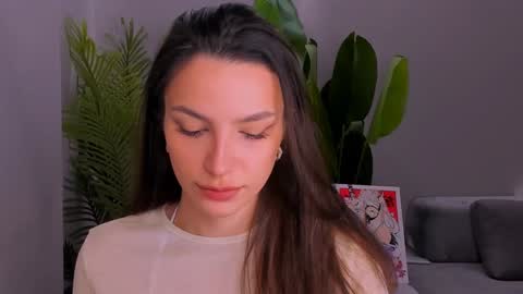 Snapshot of whoislulu chatting on December 2024 06:00:02 PM whoislulu online show from December 2024 06:00:02 PM