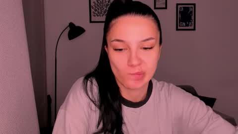 Snapshot of whoislulu chatting on November 2025 06:53:02 PM whoislulu online show from November 2025 06:53:02 PM