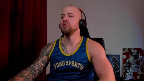 Snapshot of why_you_so_serious chatting on December 2024 08:29:01 PM VI online show from December 2024 08:29:01 PM