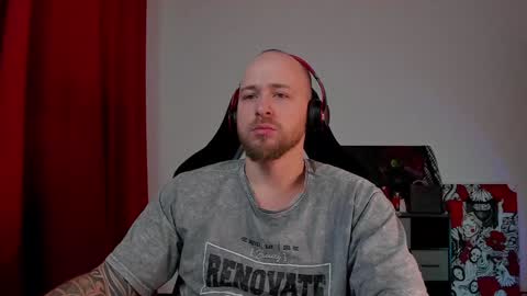 Snapshot of why_you_so_serious chatting on January 2025 06:52:01 PM VI online show from January 2025 06:52:01 PM