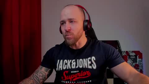 Snapshot of why_you_so_serious chatting on January 2025 05:13:02 PM VI online show from January 2025 05:13:02 PM