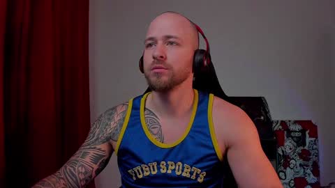 Snapshot of why_you_so_serious chatting on January 2025 06:32:02 PM VI online show from January 2025 06:32:02 PM