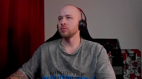 Snapshot of why_you_so_serious chatting on February 2025 06:51:01 PM VI online show from February 2025 06:51:01 PM