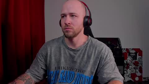 Snapshot of why_you_so_serious chatting on February 2025 06:49:02 PM VI online show from February 2025 06:49:02 PM