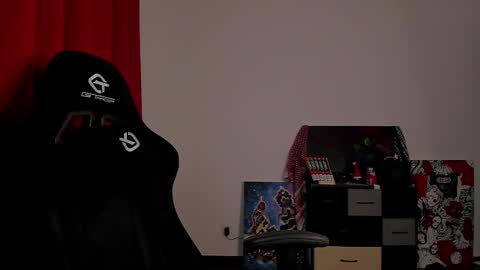 Snapshot of why_you_so_serious chatting on March 2025 04:09:02 PM VI online show from March 2025 04:09:02 PM