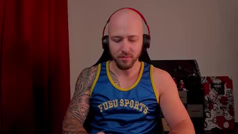 Snapshot of why_you_so_serious chatting on March 2025 04:46:01 PM VI online show from March 2025 04:46:01 PM