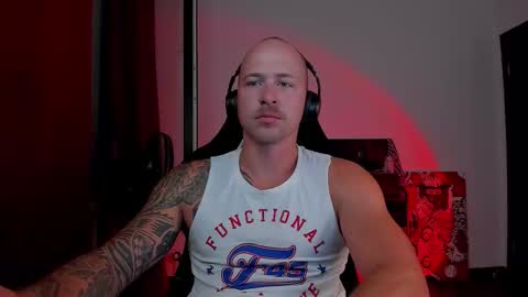 Snapshot of why_you_so_serious chatting on September 2025 06:30:01 PM VI online show from September 2025 06:30:01 PM