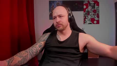 Snapshot of why_you_so_serious chatting on March 2026 04:00:01 PM VI online show from March 2026 04:00:01 PM