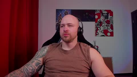 Snapshot of why_you_so_serious chatting on March 2026 05:28:01 PM VI online show from March 2026 05:28:01 PM