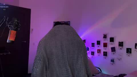 iggy iggz online show from June 2026 02:39:02 AM