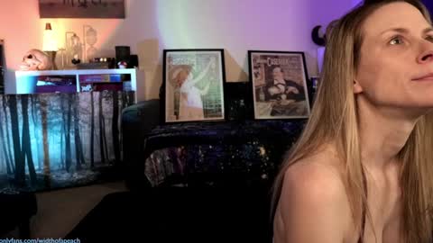 Snapshot of widthofapeach chatting on January 2025 04:13:01 AM Gretchen Jimmy online show from January 2025 04:13:01 AM