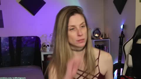 Snapshot of widthofapeach chatting on October 2025 12:41:01 AM Gretchen Jimmy online show from October 2025 12:41:01 AM