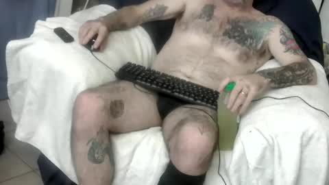 wifehunter77 online show from June 2026 09:08:02 PM
