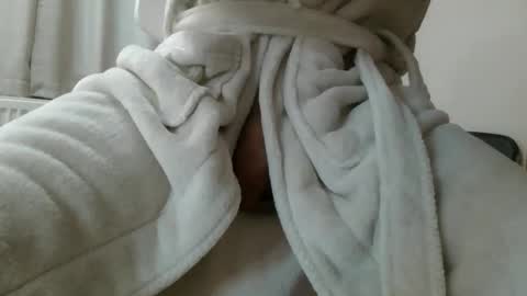 Snapshot of wifewatcher123 chatting on March 2026 06:30:01 AM wifewatcher123 online show from March 2026 06:30:01 AM