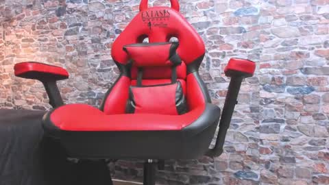 Snapshot of wild_firee_ chatting on May 2026 08:47:01 PM wild_firee_ online show from May 2026 08:47:01 PM