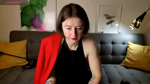 wild_peony online show from May 2026 08:47:02 PM