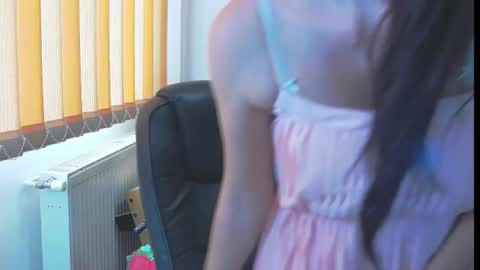 Snapshot of wildbea23 chatting on February 2025 08:50:02 AM Bea online show from February 2025 08:50:02 AM